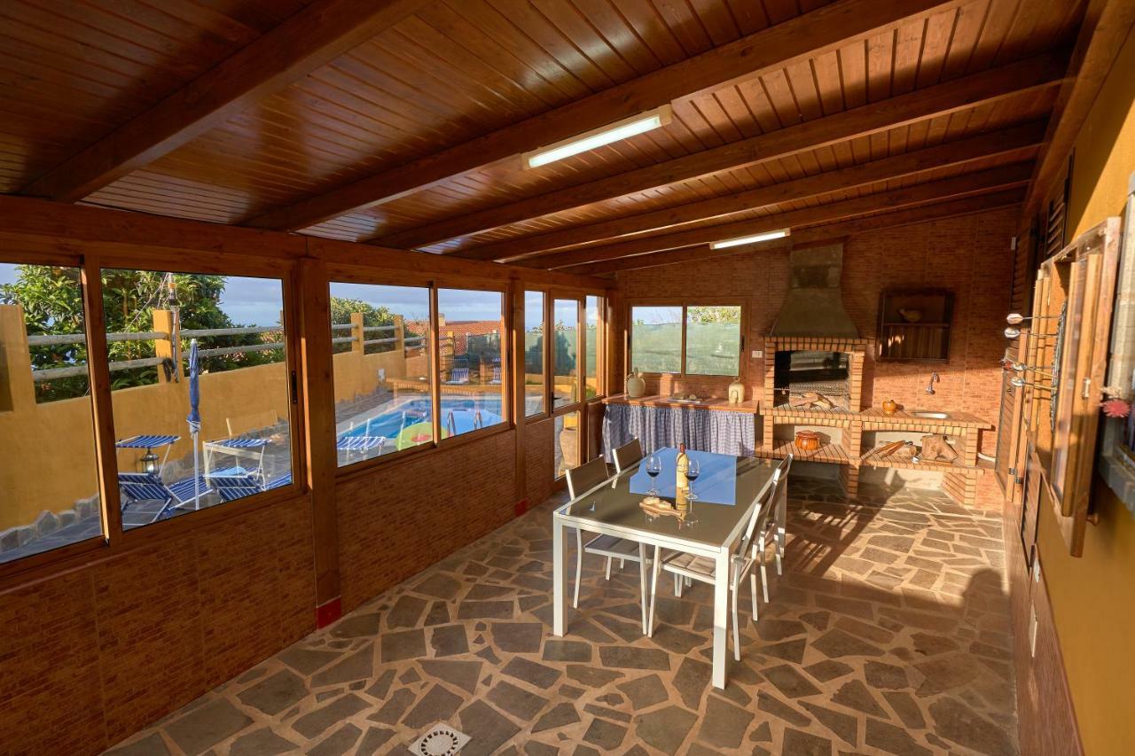 Вилла Casa Mami Yaya Фиргас Экстерьер фото