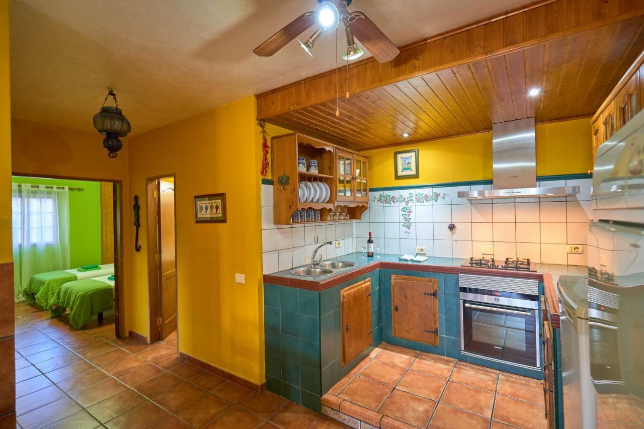 Вилла Casa Mami Yaya Фиргас Экстерьер фото